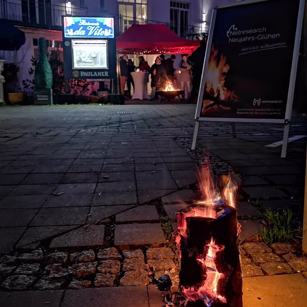 Neujahrs-Glühen 2023: Eingang, Aufsteller Neujahrs-Glühen